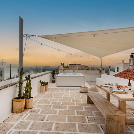 Casa U Burie, Casa Design Con Terrazza Panoramica E Jacuzzi Apartman Cisternino Kültér fotó
